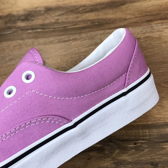 VANS ERA BRAND NEW - Picture 8 of 16